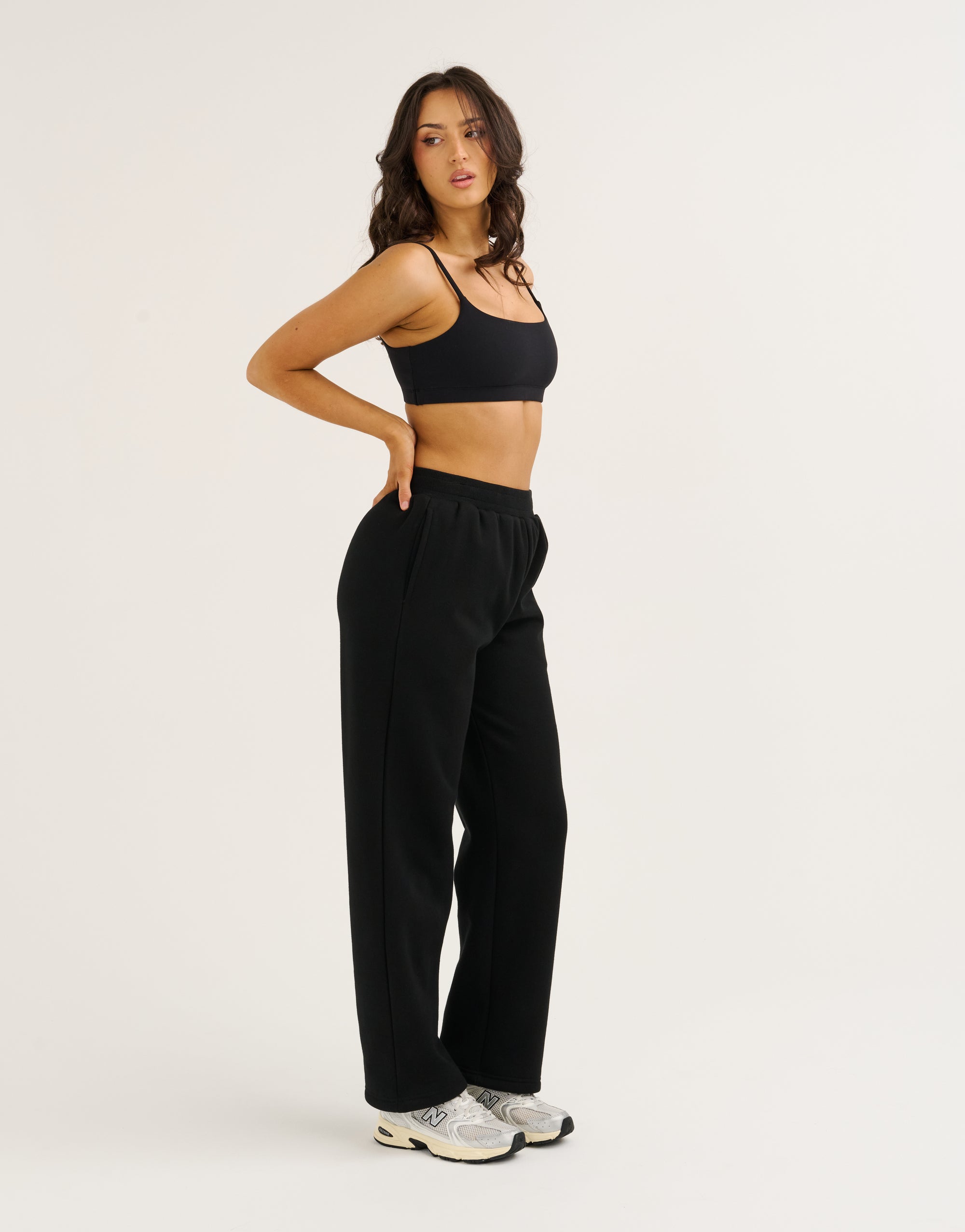 Elemental Straight Leg Sweatpants - Black