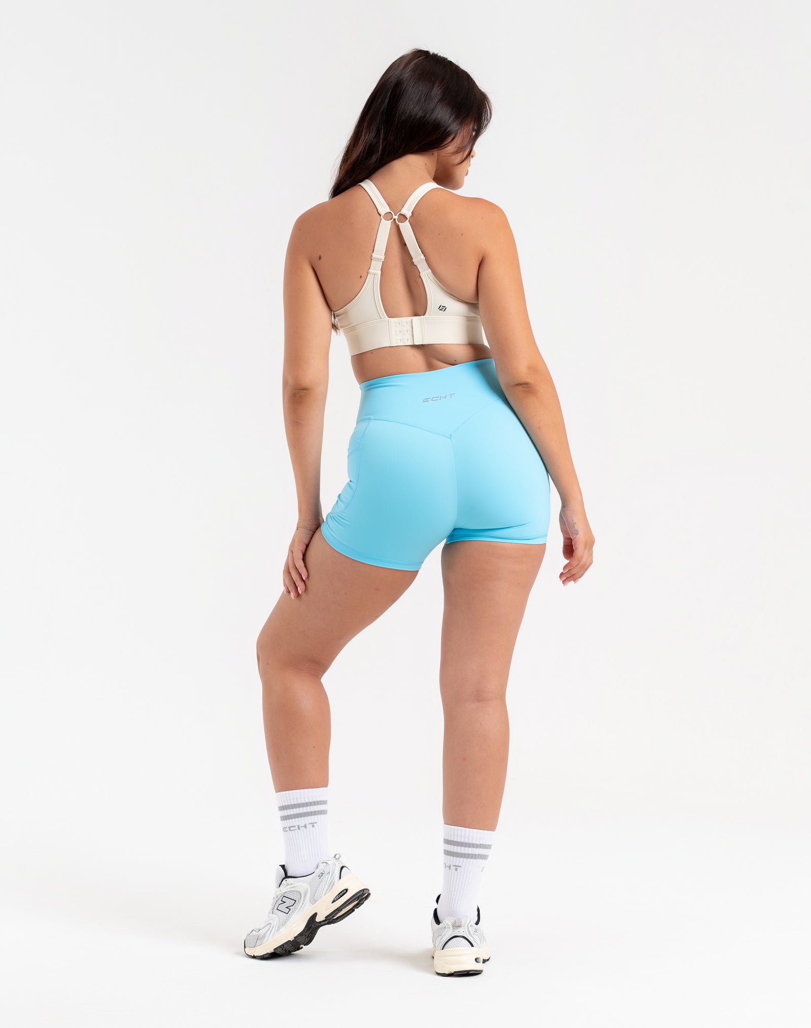 Ascend Pocket Shorts 4" - Baby Blue