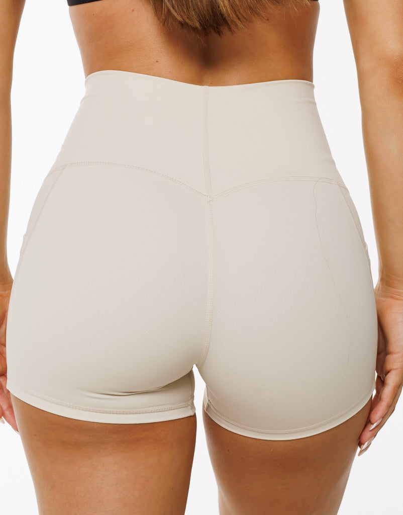Ultra Pocket Shorts - Oatmeal