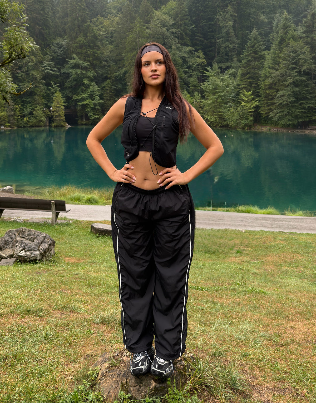 Performance Hydration Vest - Black (Unisex)