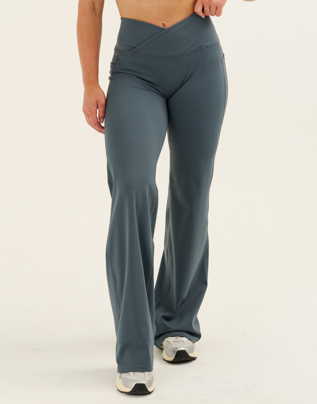 Nova Lycra® Pocket Wide Leg Pant - Storm Grey