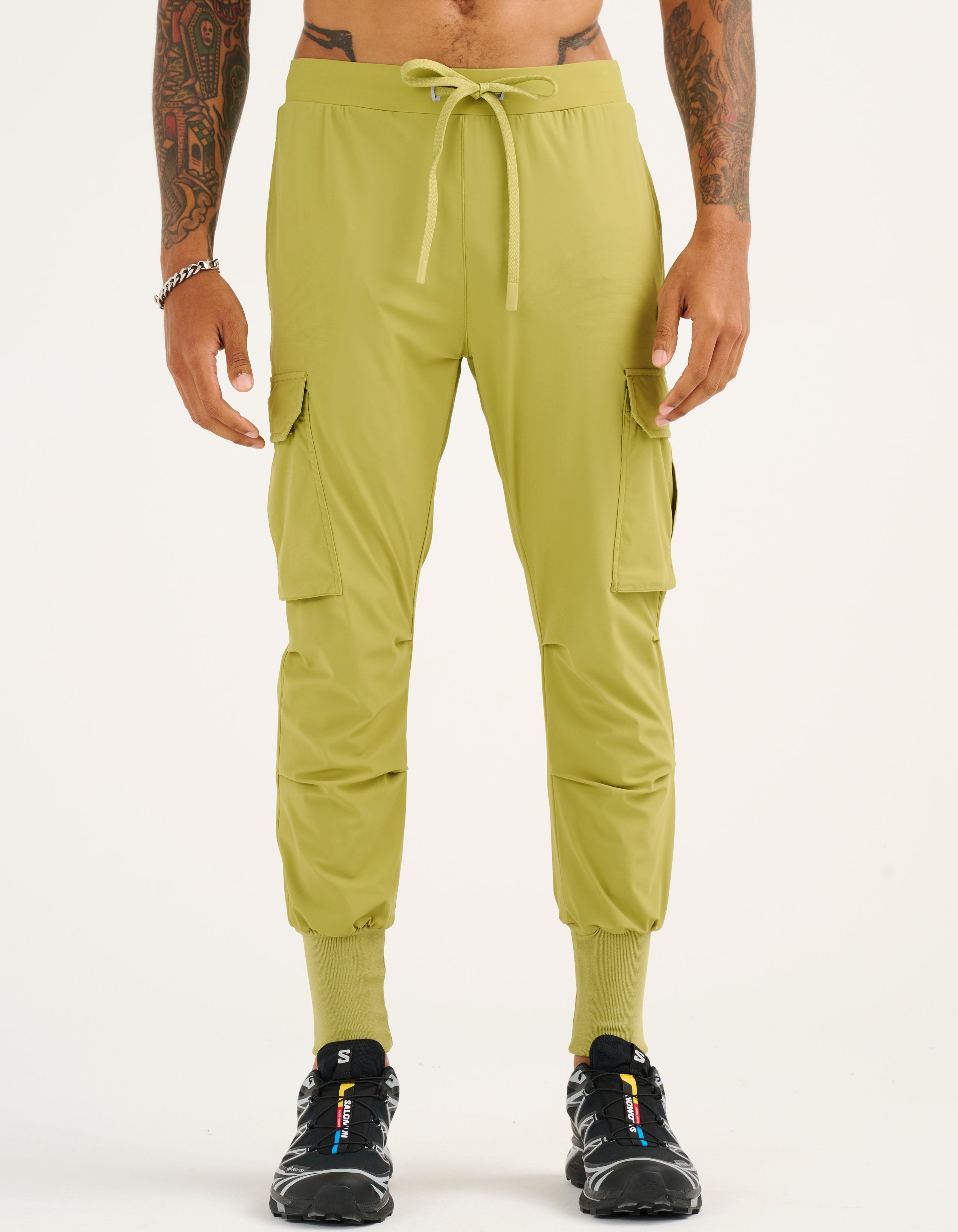 Performance Jogger - Olive
