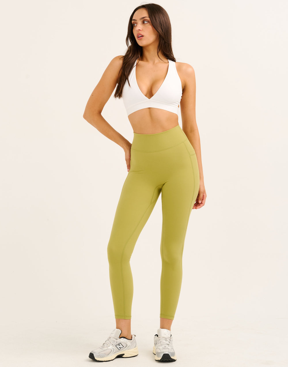 Ascend Pocket Mid-Waist Leggings 25