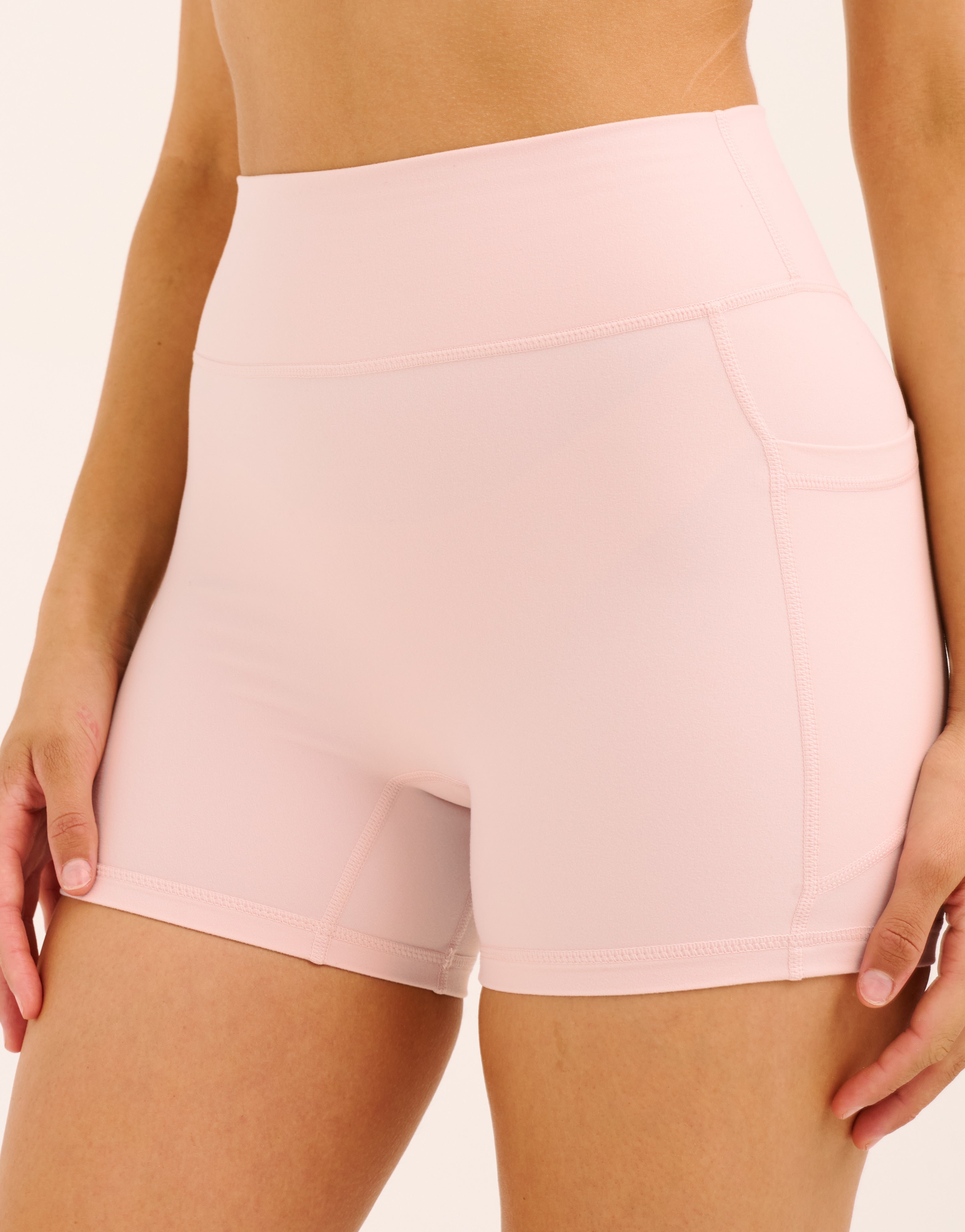 Ascend Pocket Shorts 4" - Mauve