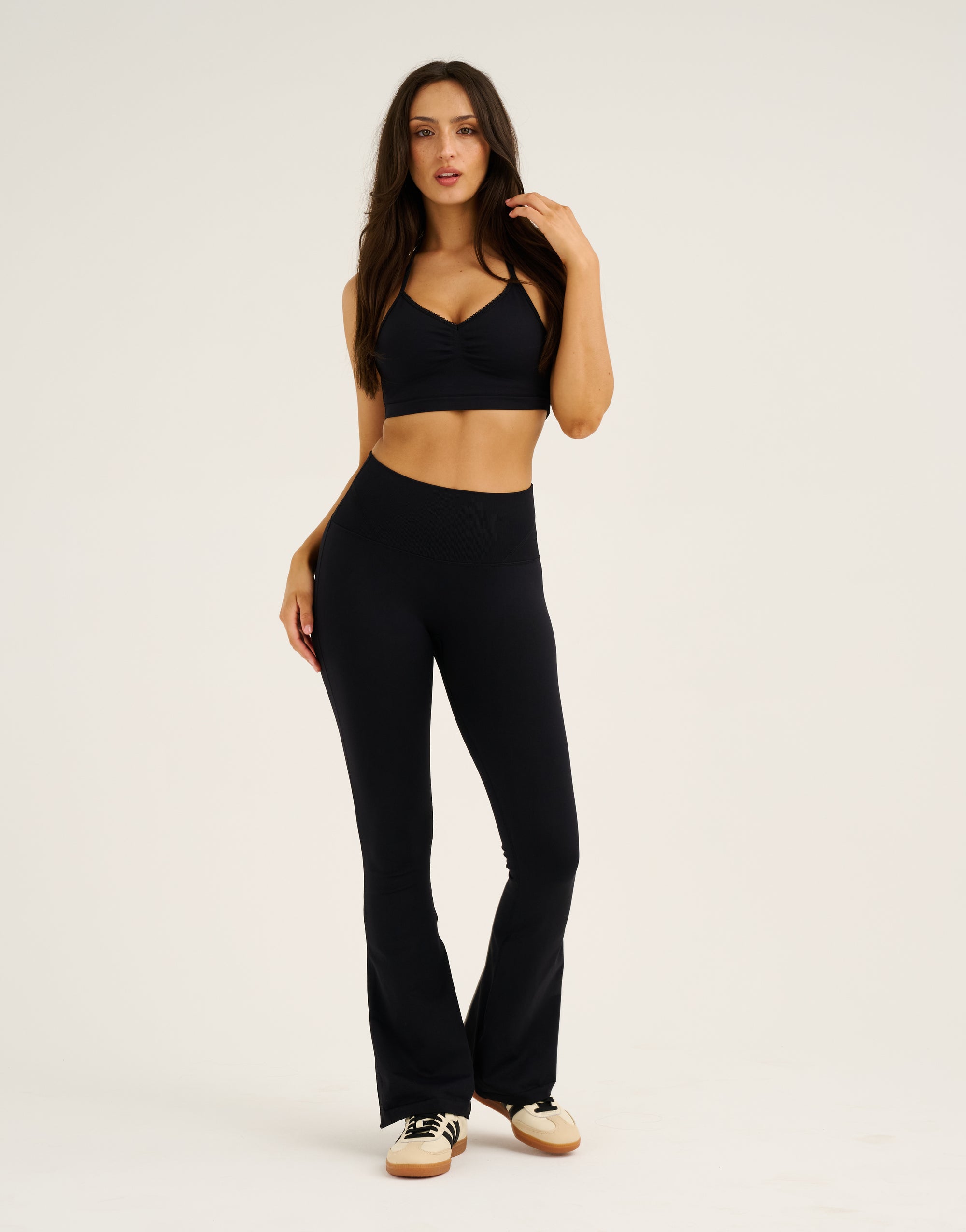 Pulse Invisible Scrunch Flare Leggings - Black