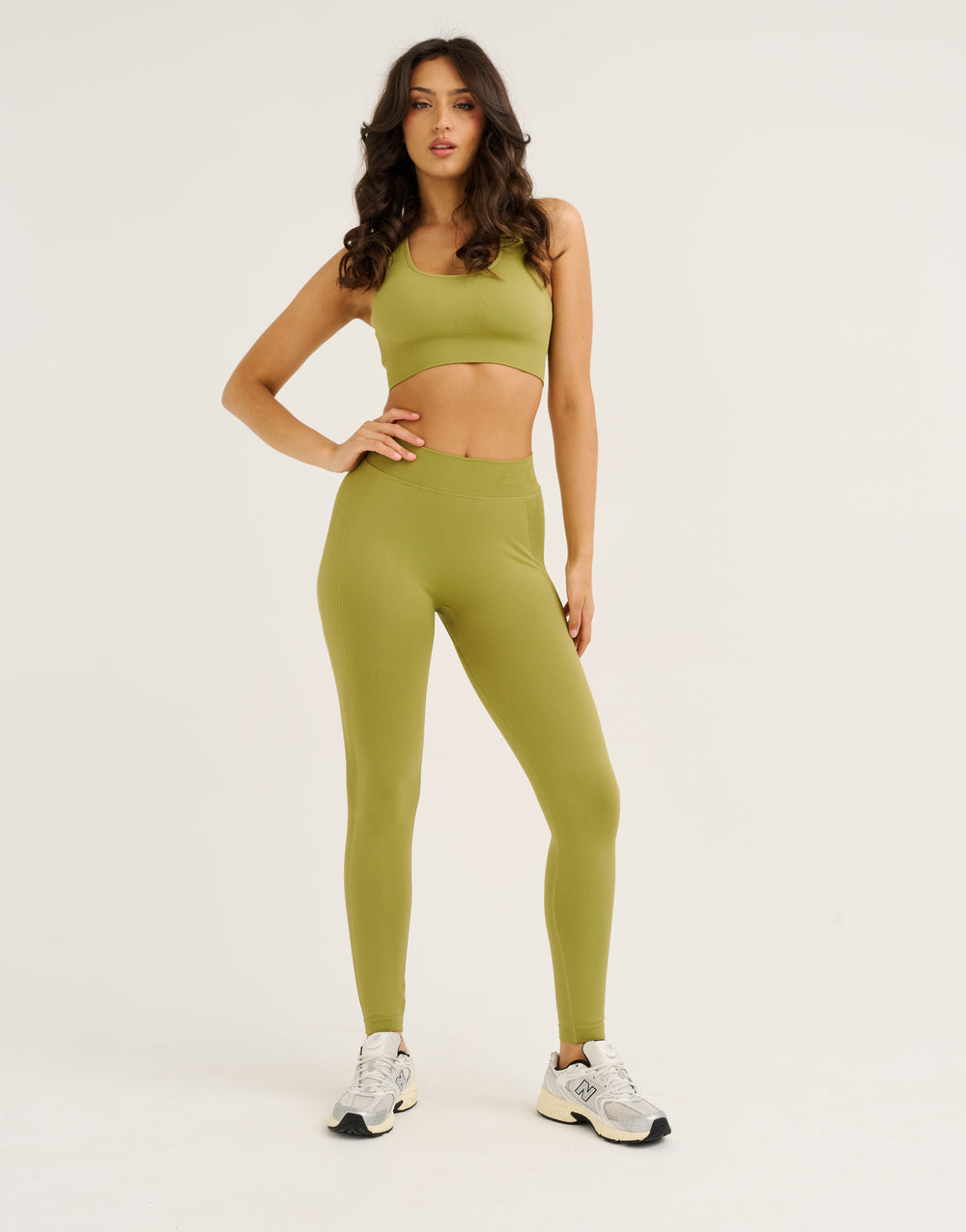 Arise Scrunch Mid-Waist Leggings - Olive