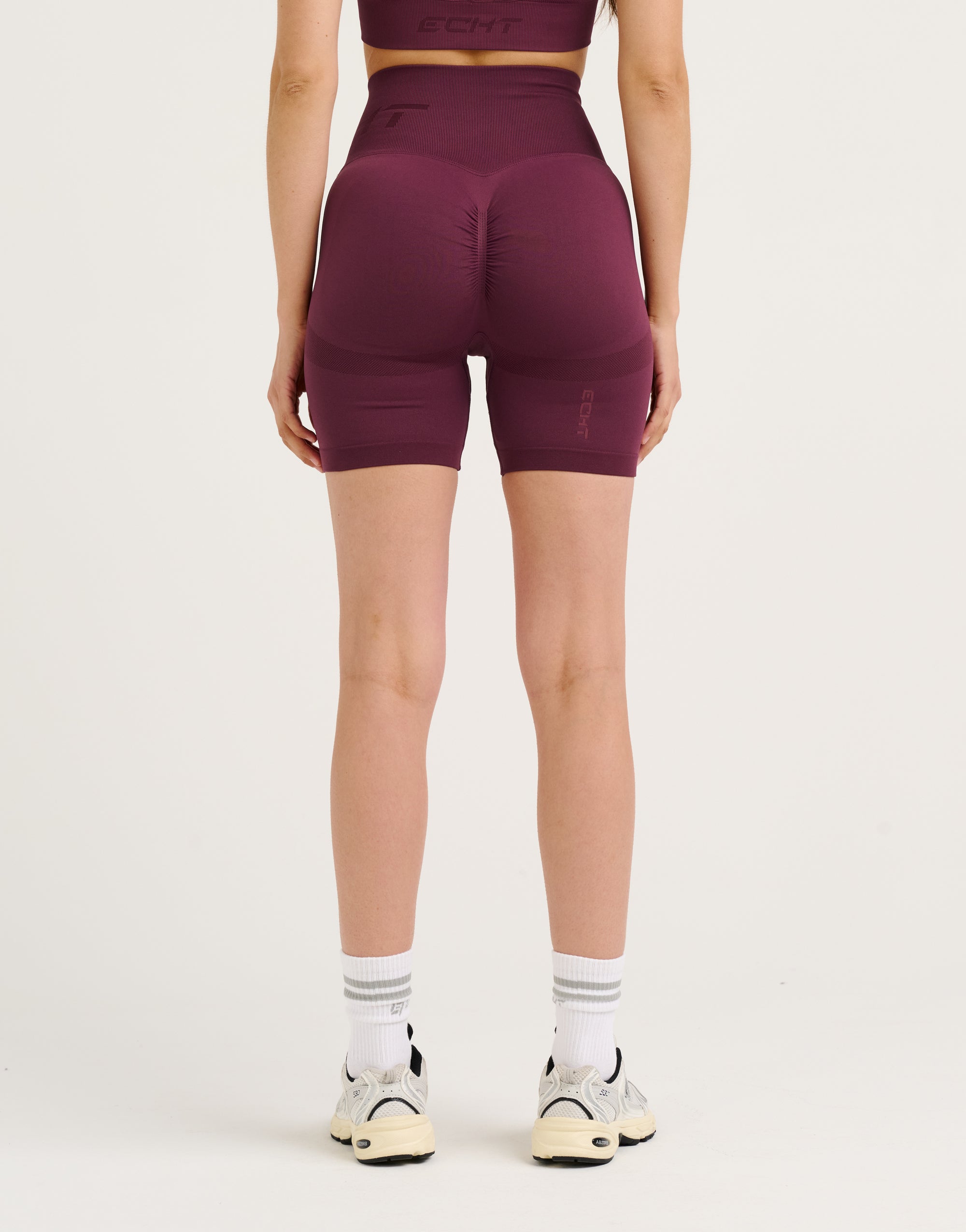 Arise Scrunch Shorts V2 - Blackberry