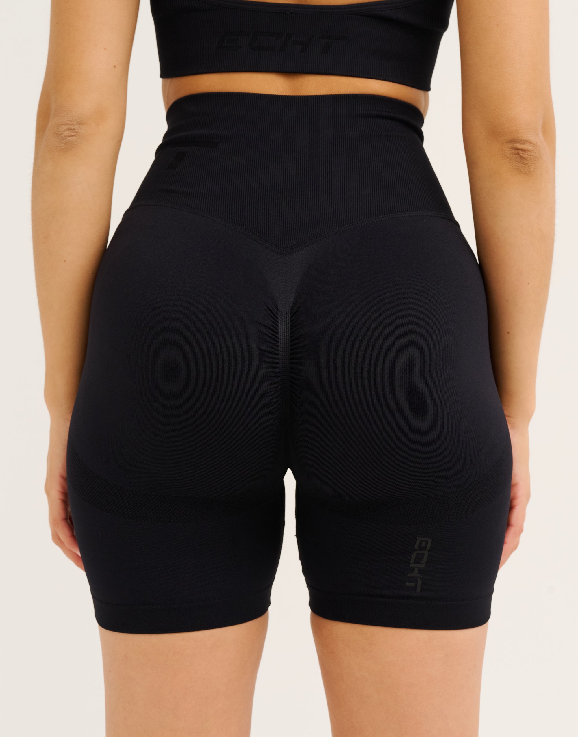 Arise Scrunch Shorts V2 - Stealth Black
