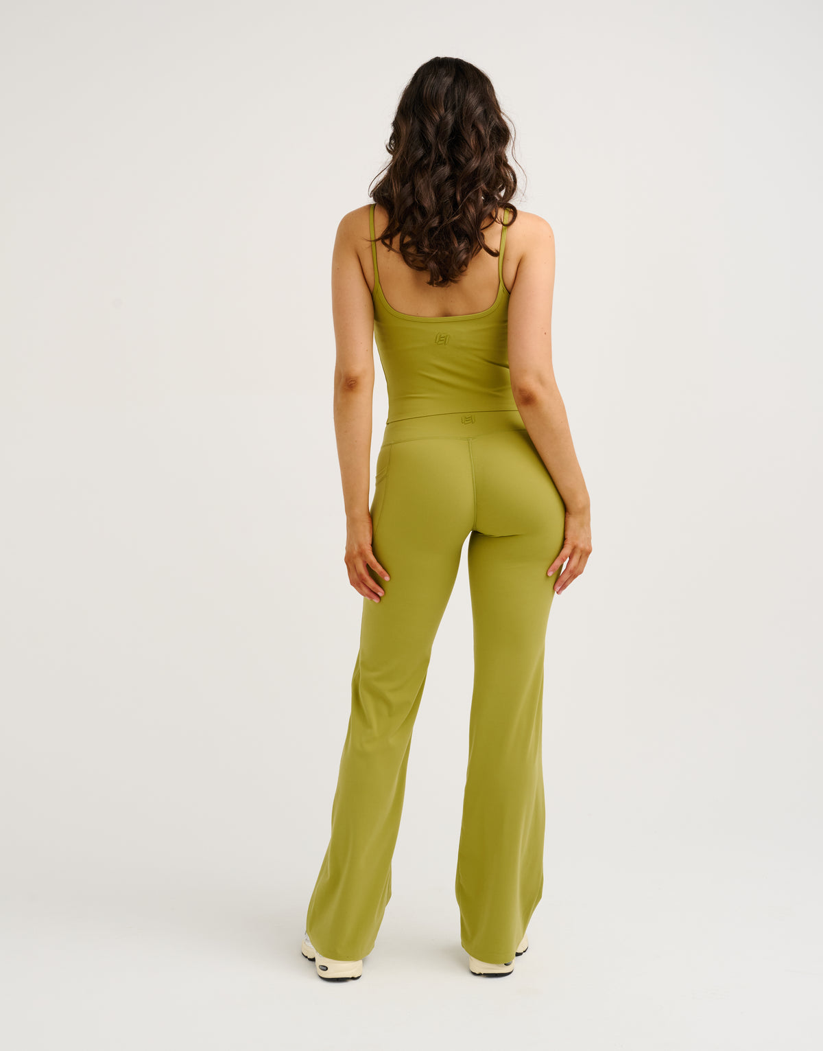 Lycra® Invisible Scrunch Straight Leg Pant - Olive