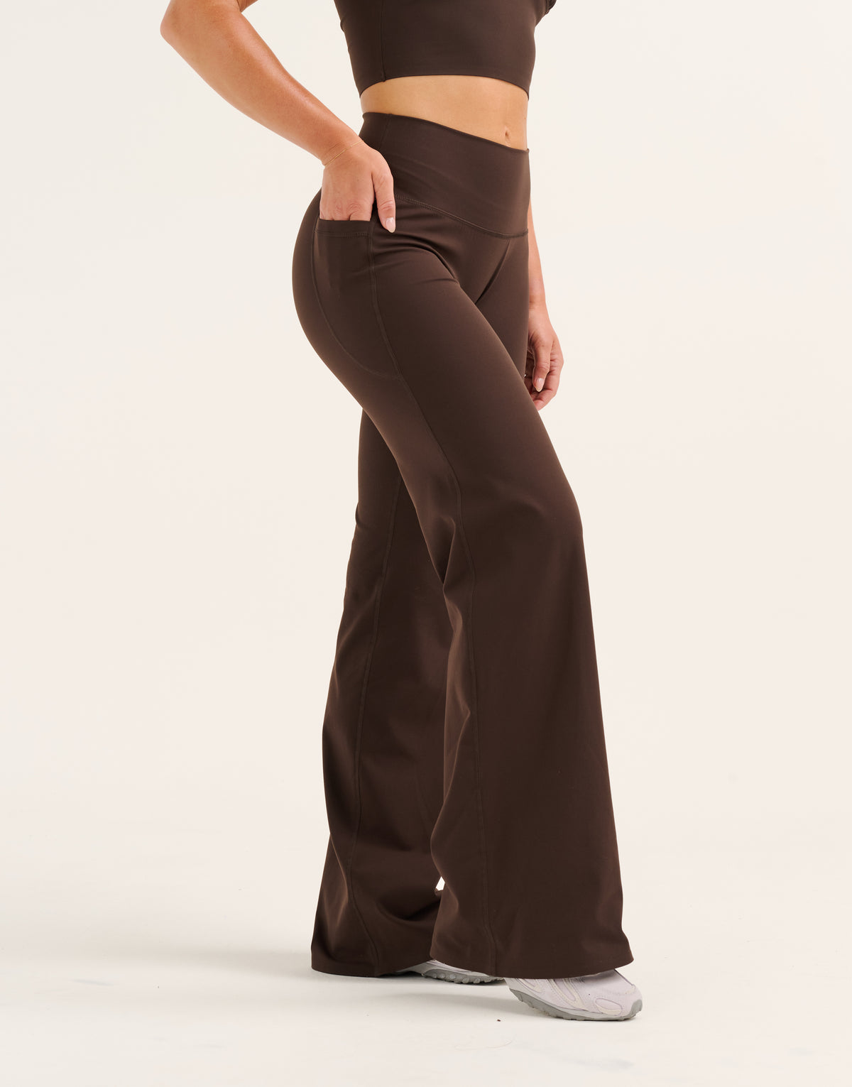 Lycra® Pocket Wide Leg Pant - Chocolate