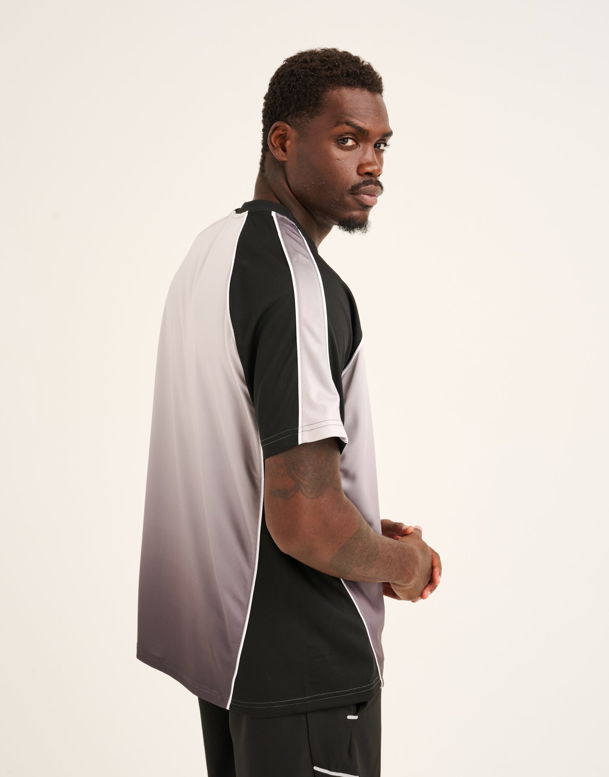 Club Gradient Tee - Black
