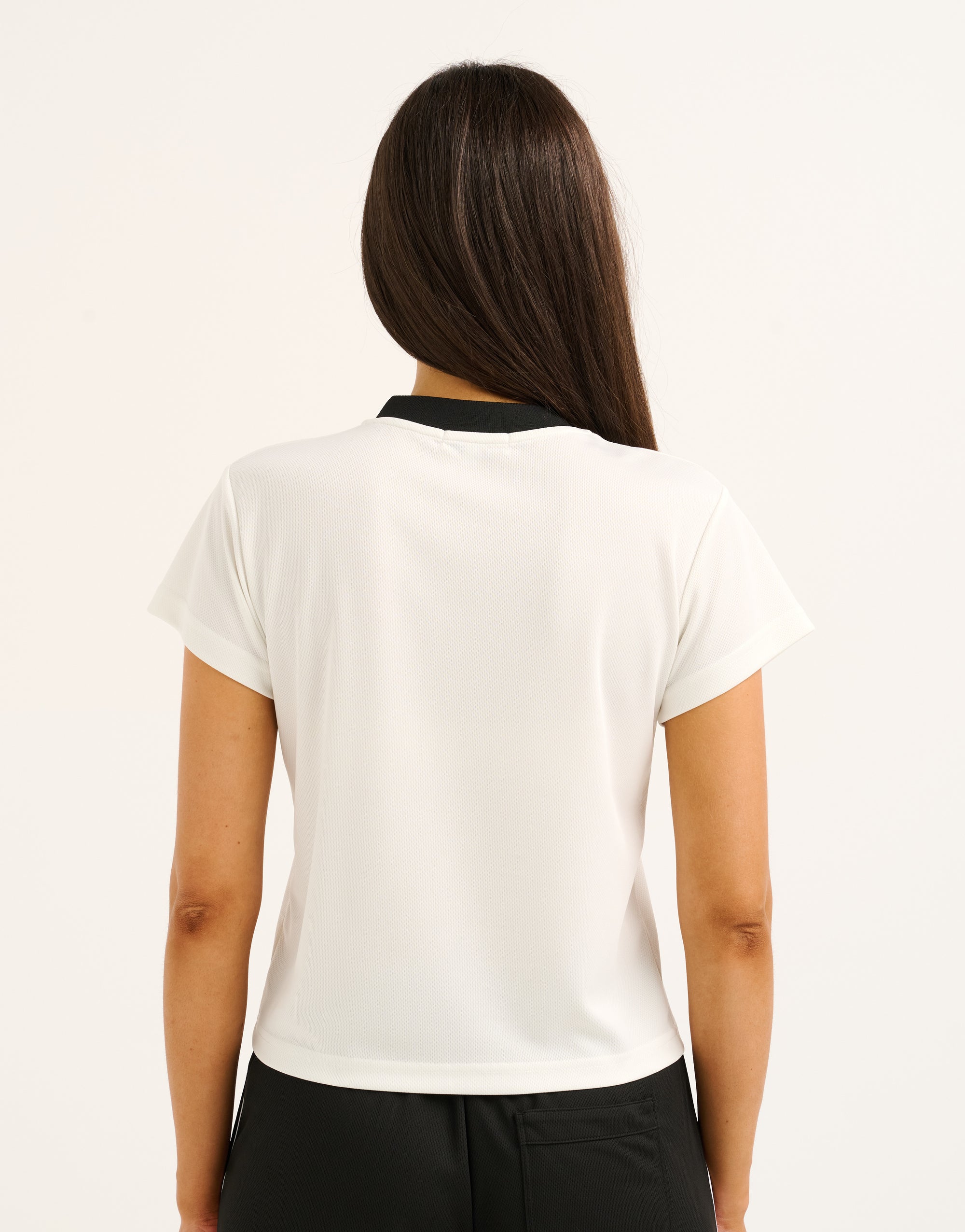 Club V Neck Crop Tee - White