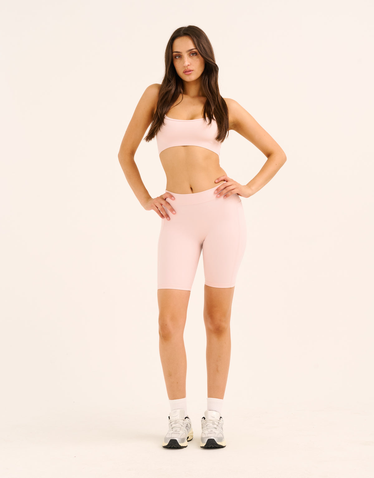 Ascend Pocket Mid-Waist Shorts 8" - Mauve