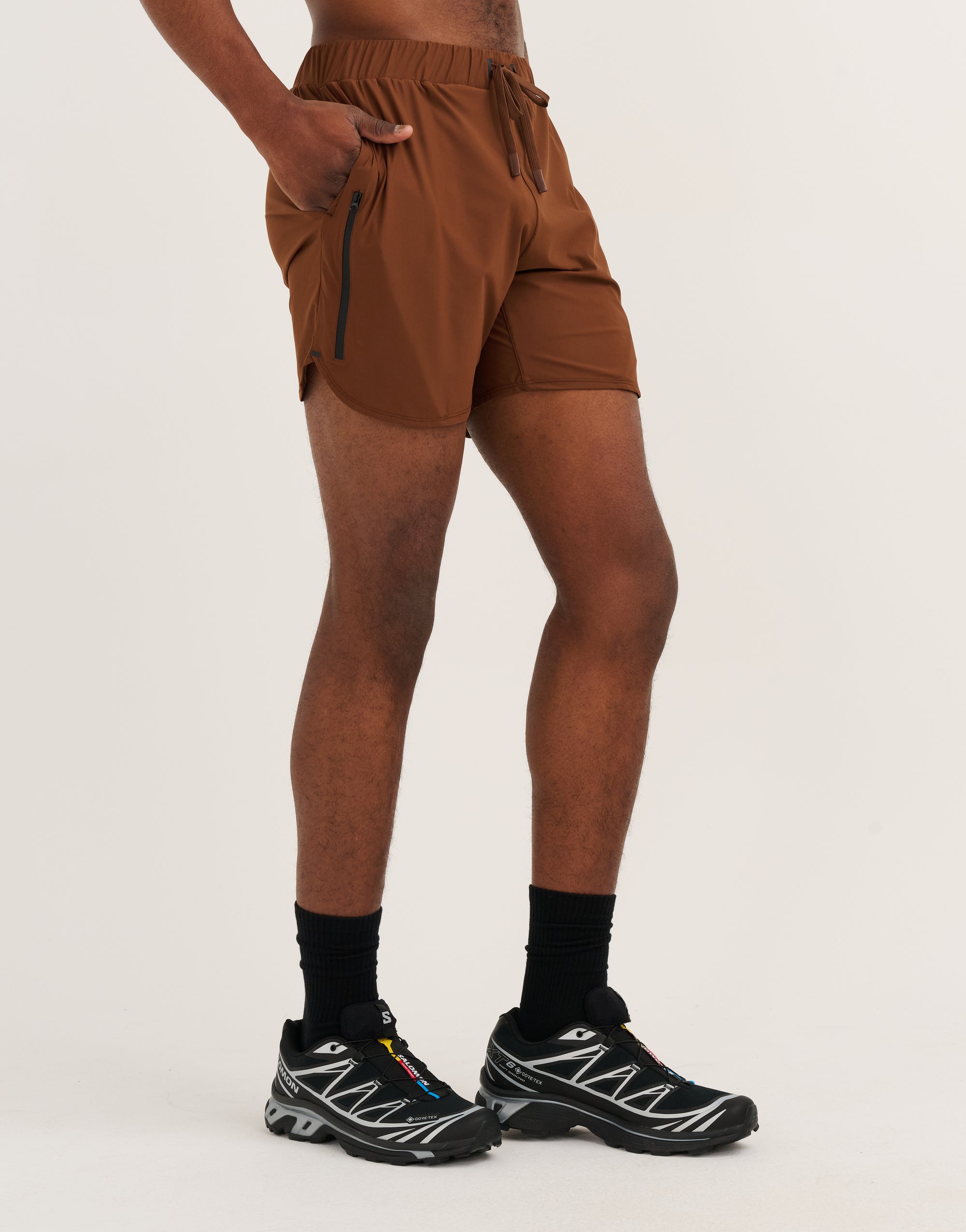 Apex Trainer Shorts - Brown