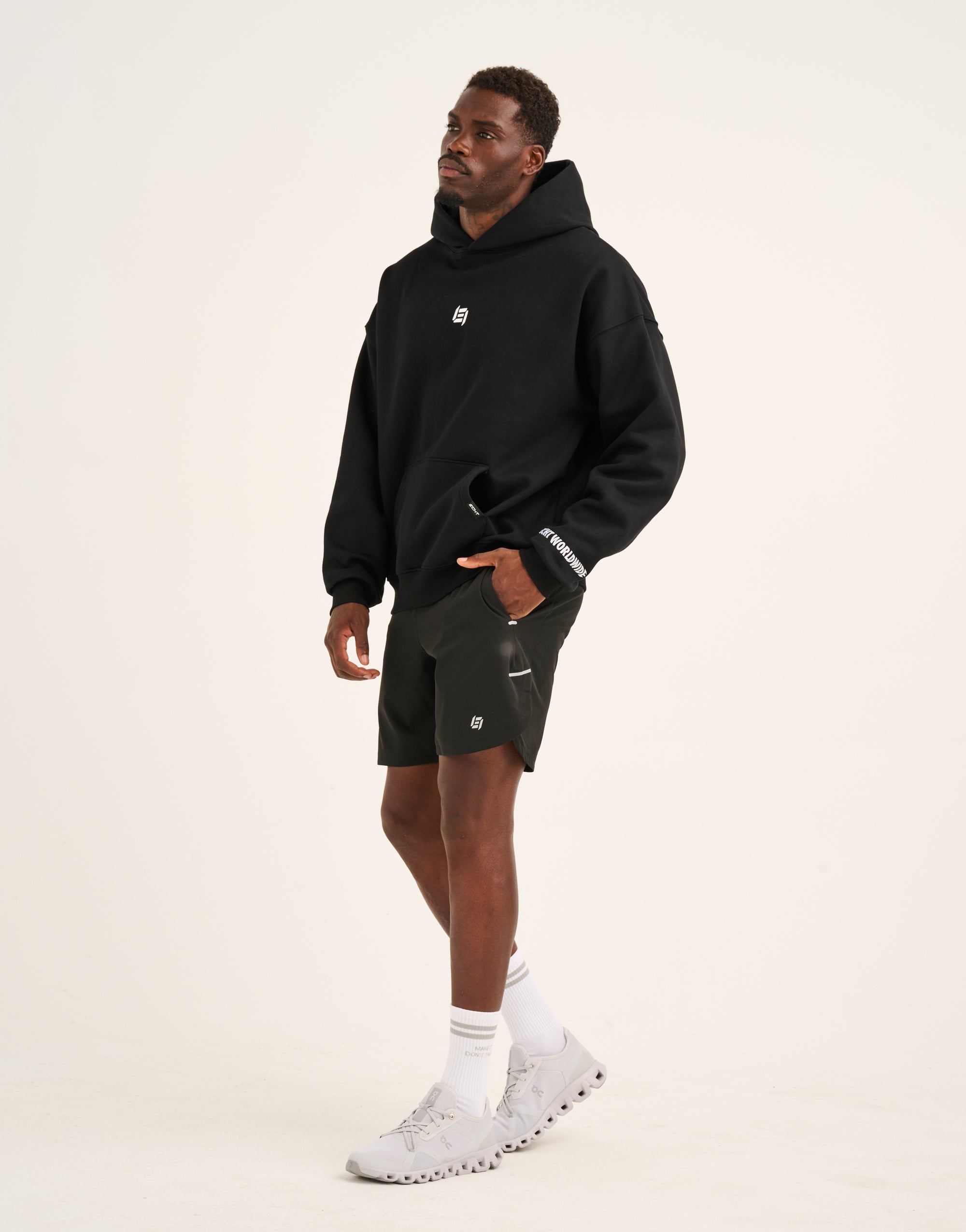 World Wide Hoodie - Black