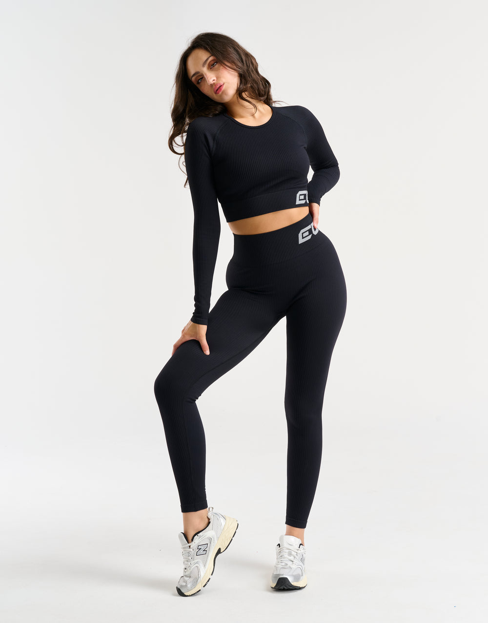 Arise Comfort Cropped Long Sleeve - Black