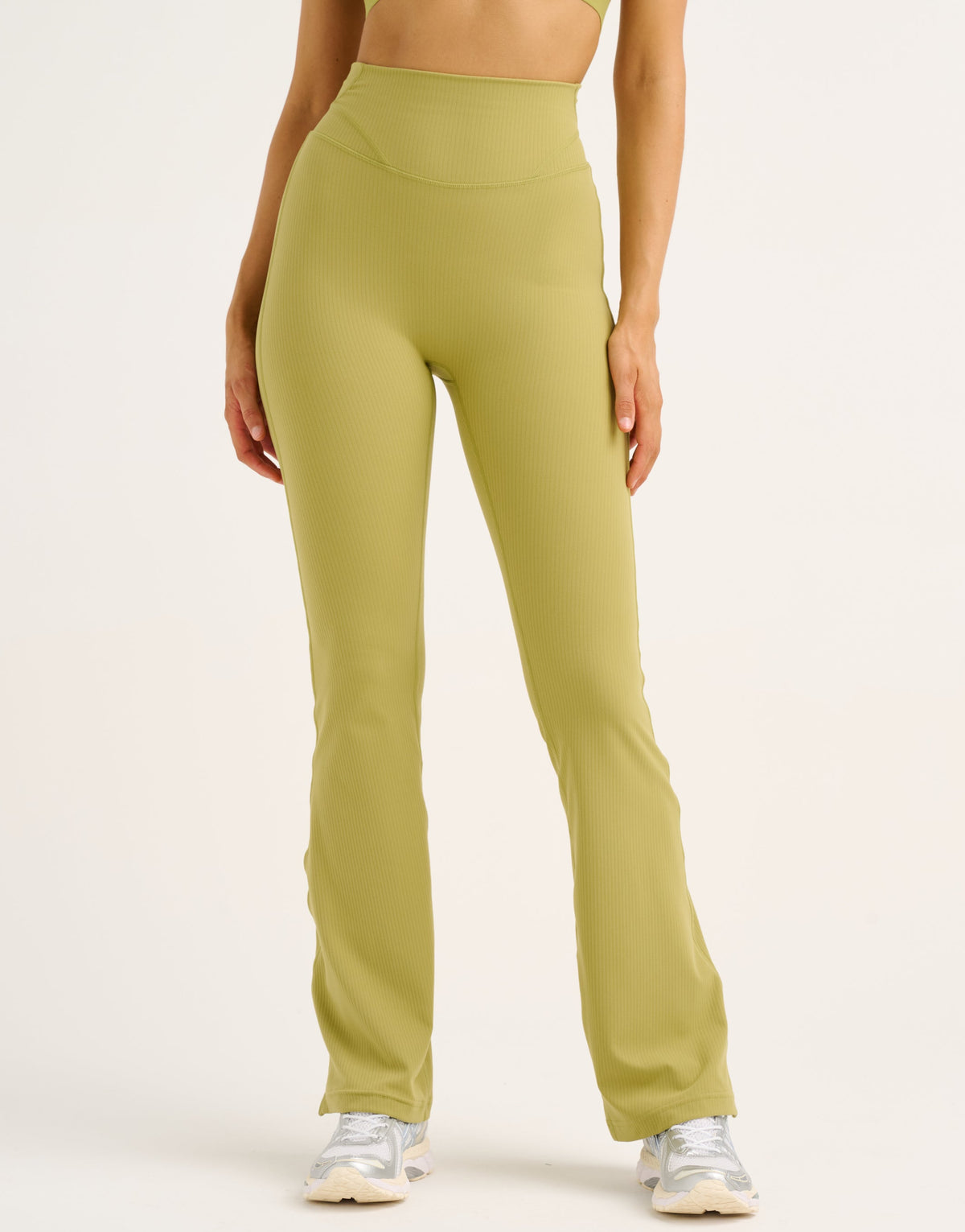 Flare Ribbed Leggings V2 - Olive