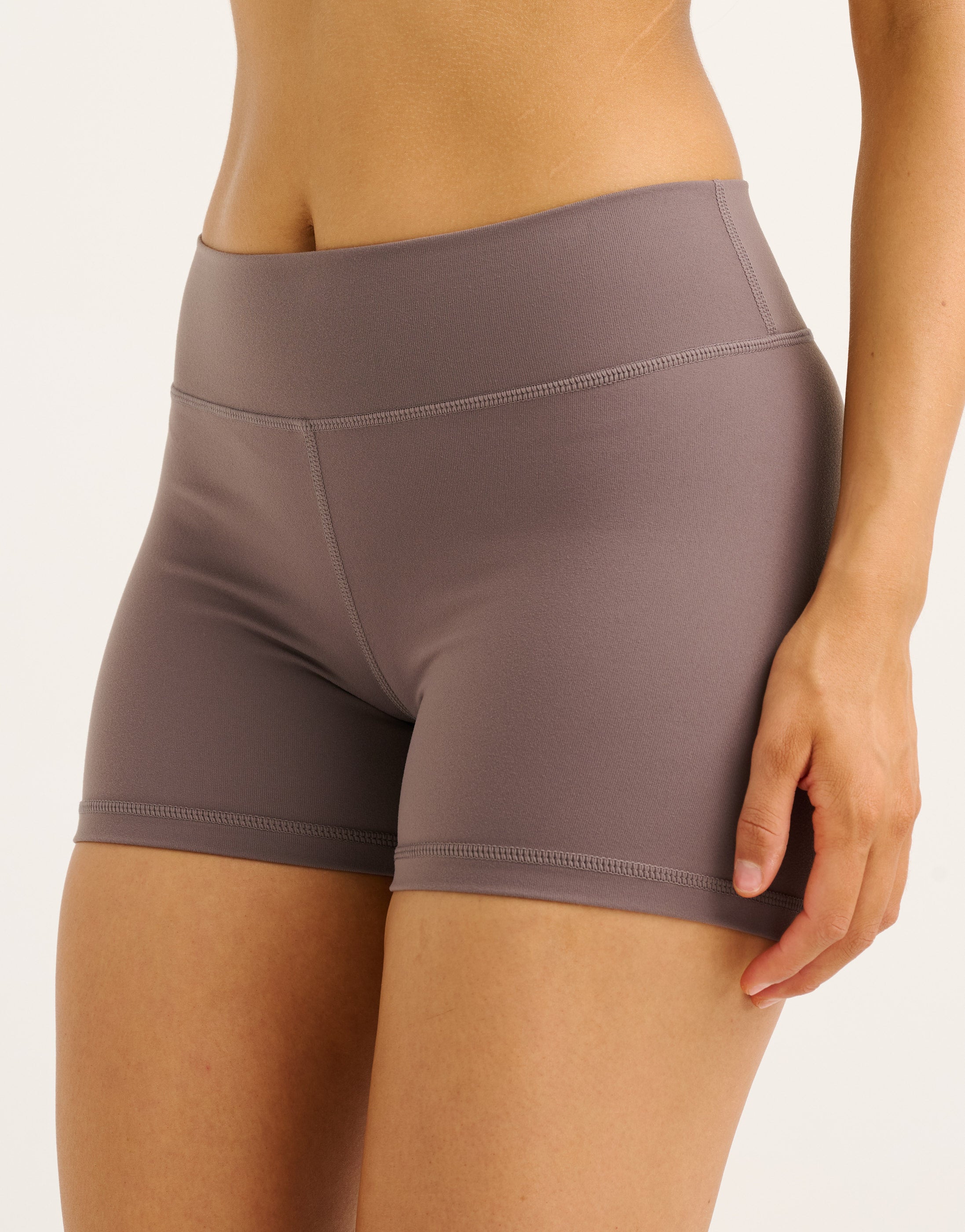 Echt Force Scrunch Mid-Waist Shorts - Slate Grey