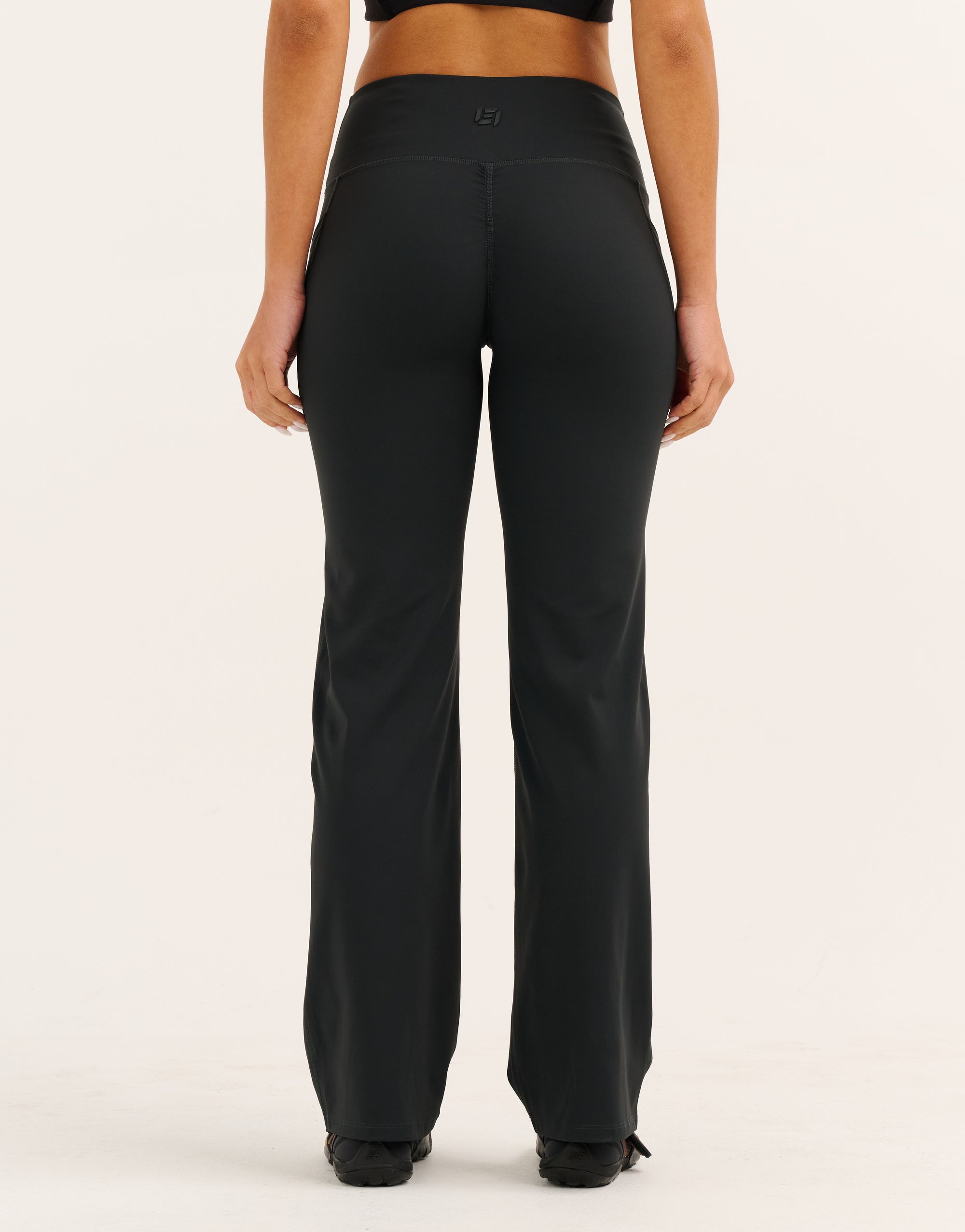Nova Lycra® Straight Leg Pant - Phantom Black