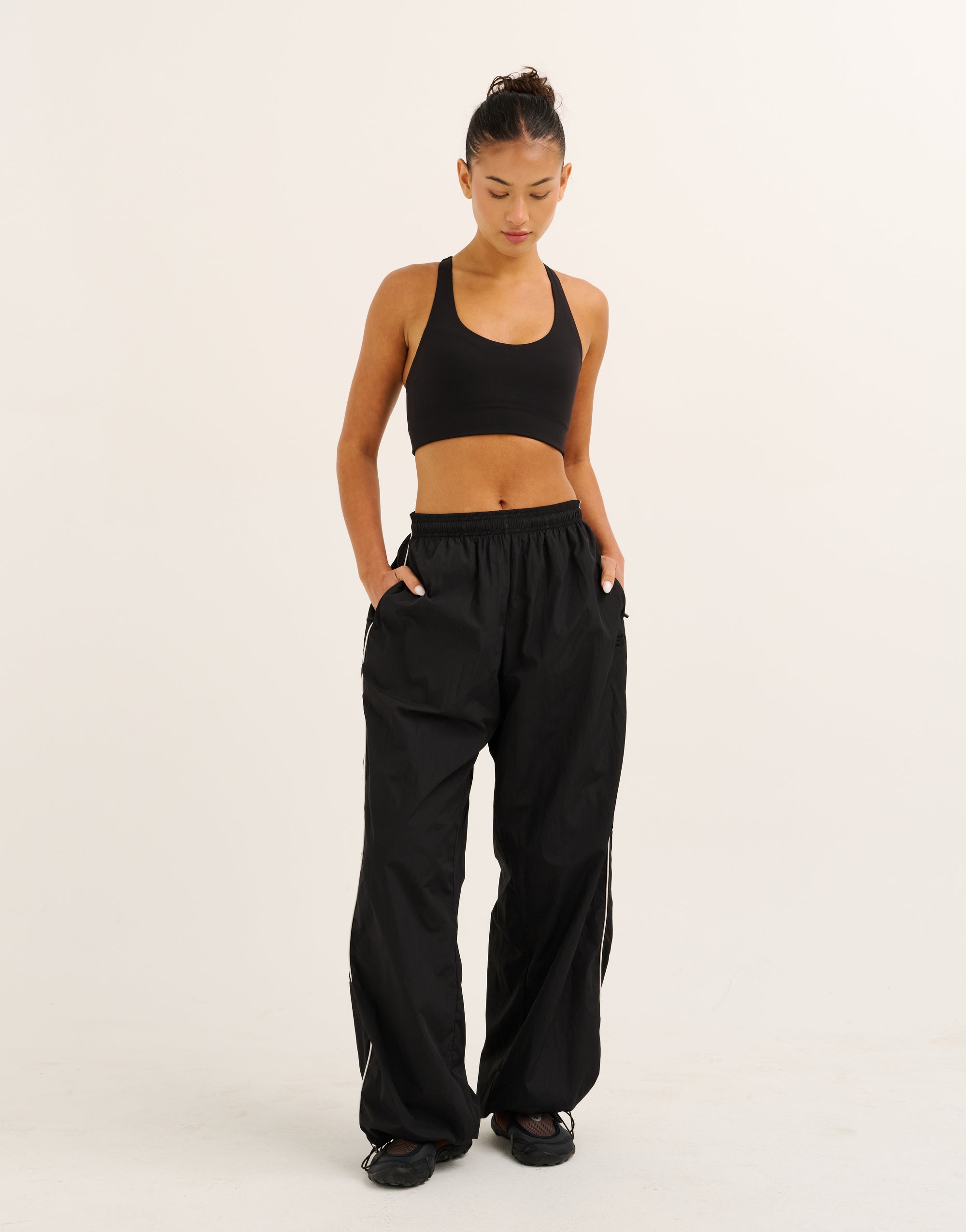 Nova Trek™ Spray Pant - Phantom Black