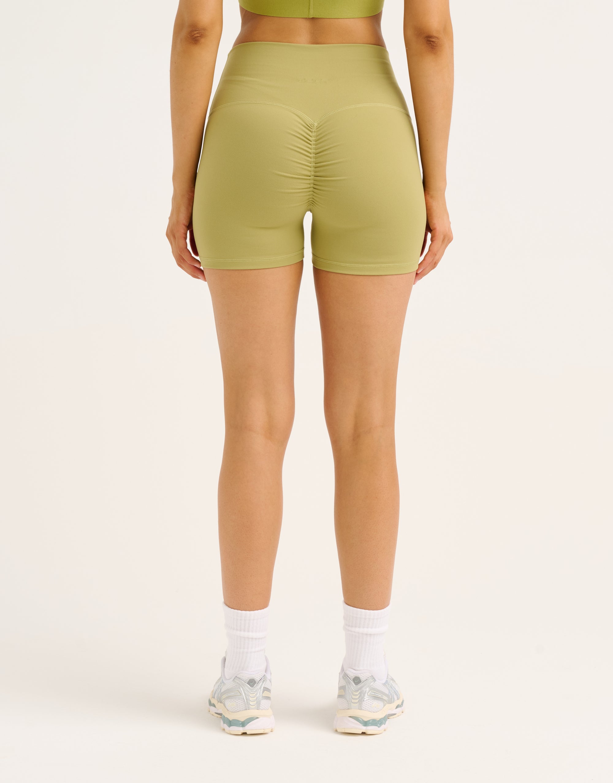 Echt Force Scrunch Shorts - Olive