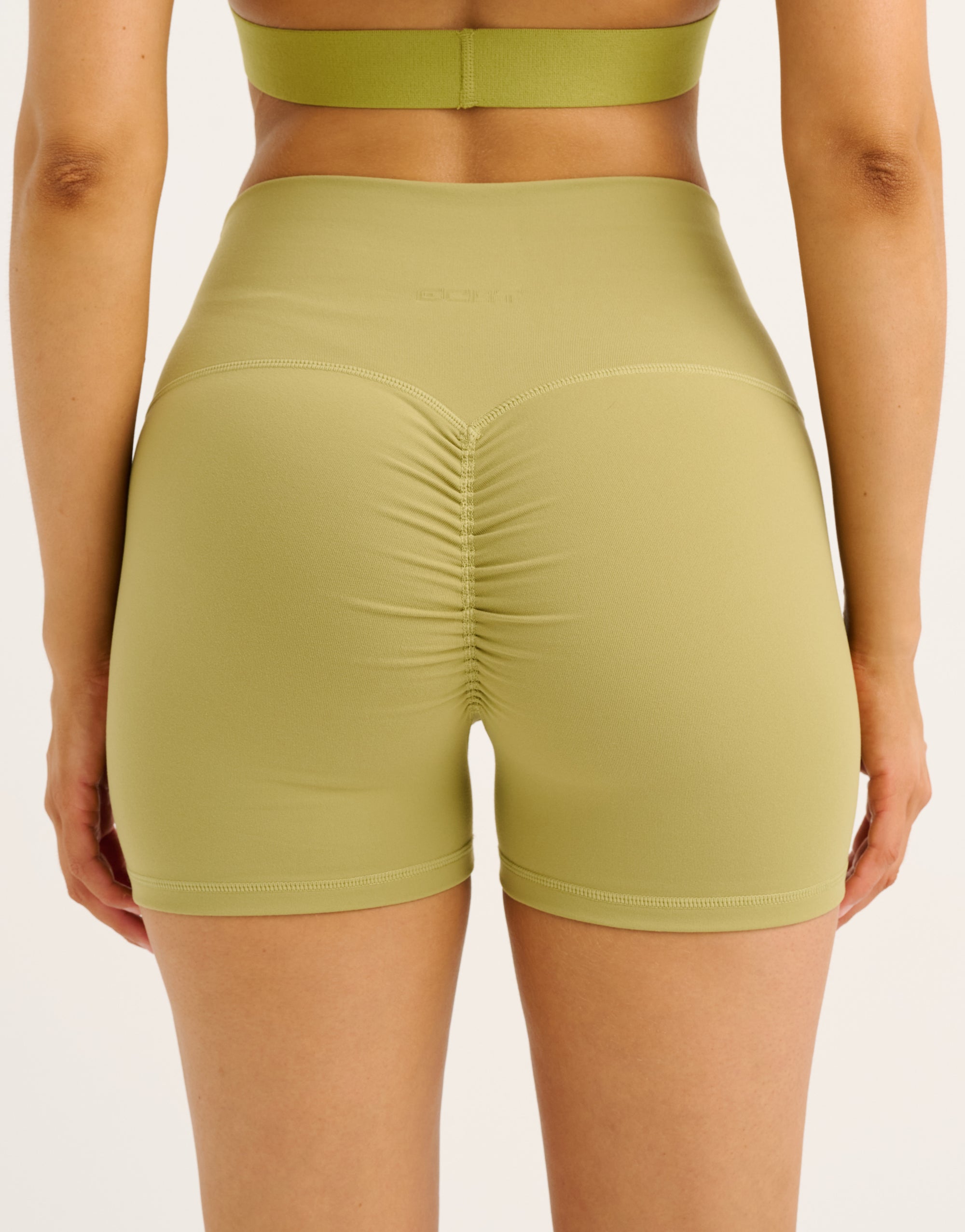 Echt Force Scrunch Shorts - Olive