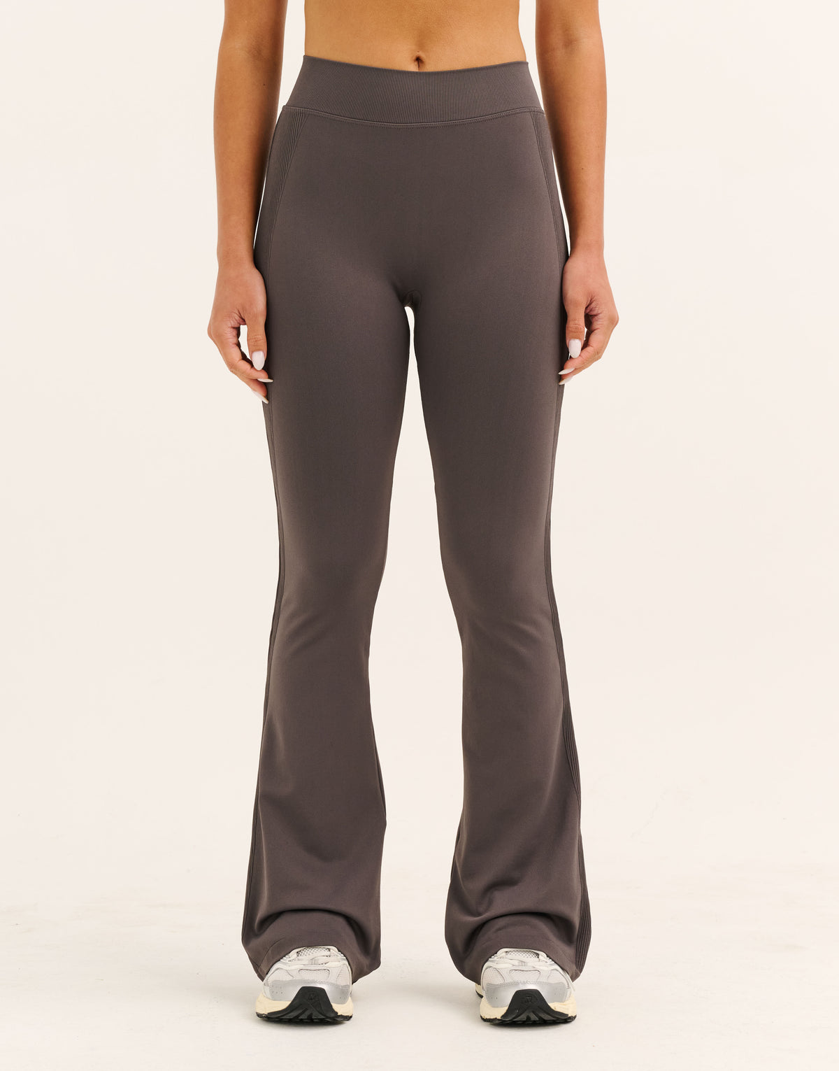 Arise Essential Mid-Waist Flare Leggings - Slate Grey