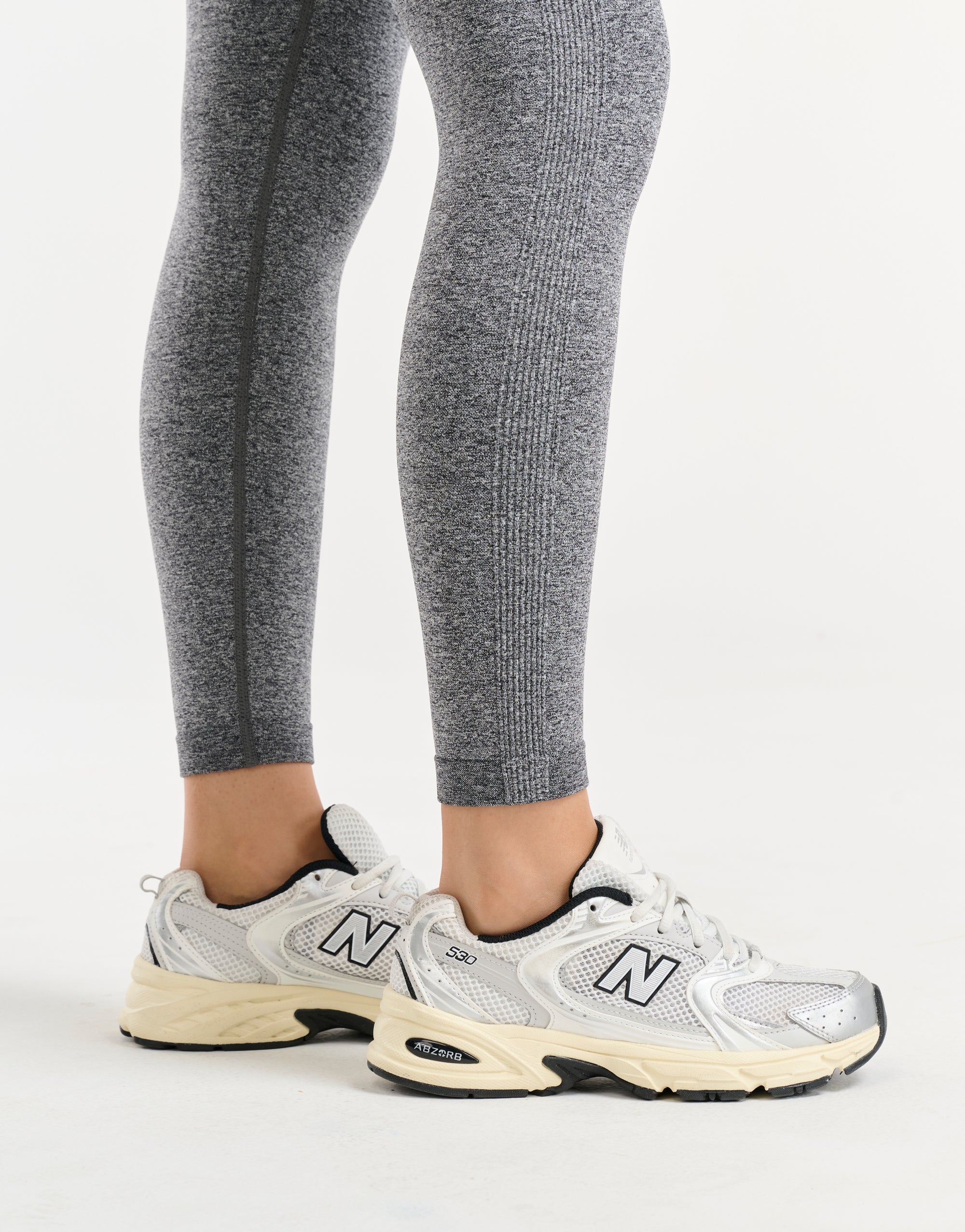 Arise Essential Leggings - Charcoal